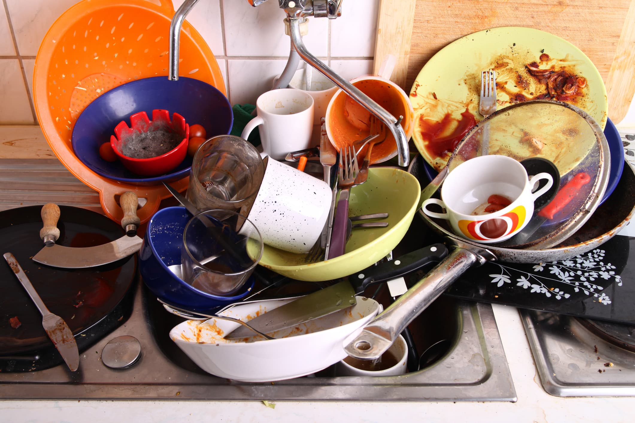 7 ways to motivate your roommate to clean up once and for all