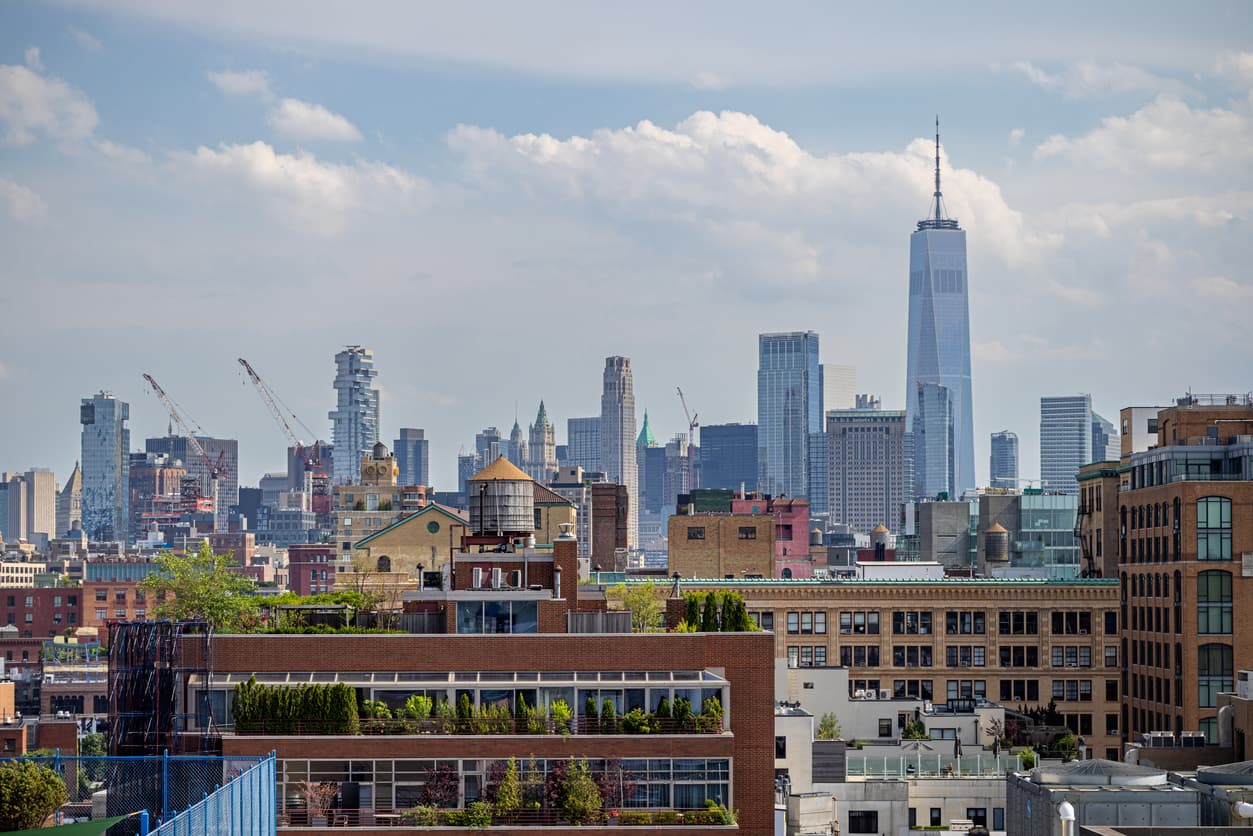 The average rent for a Manhattan apartment keeps climbing above $5,000. What happens when demand falls?