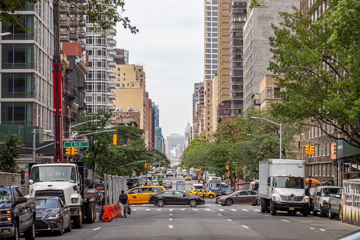 How are sellers getting deals done in a market that favors no one?