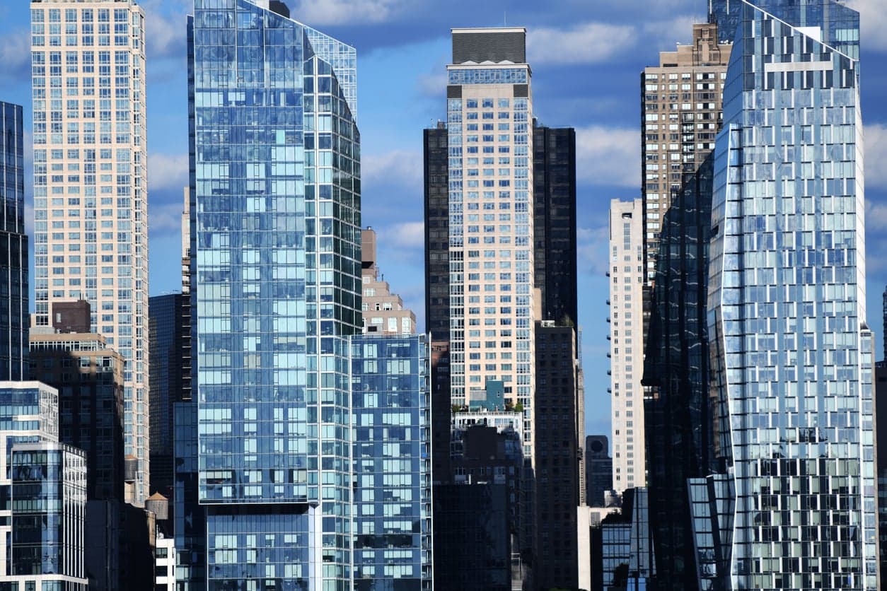 What are some tips for buying a NYC co-op or condo when mortgage rates are rising?