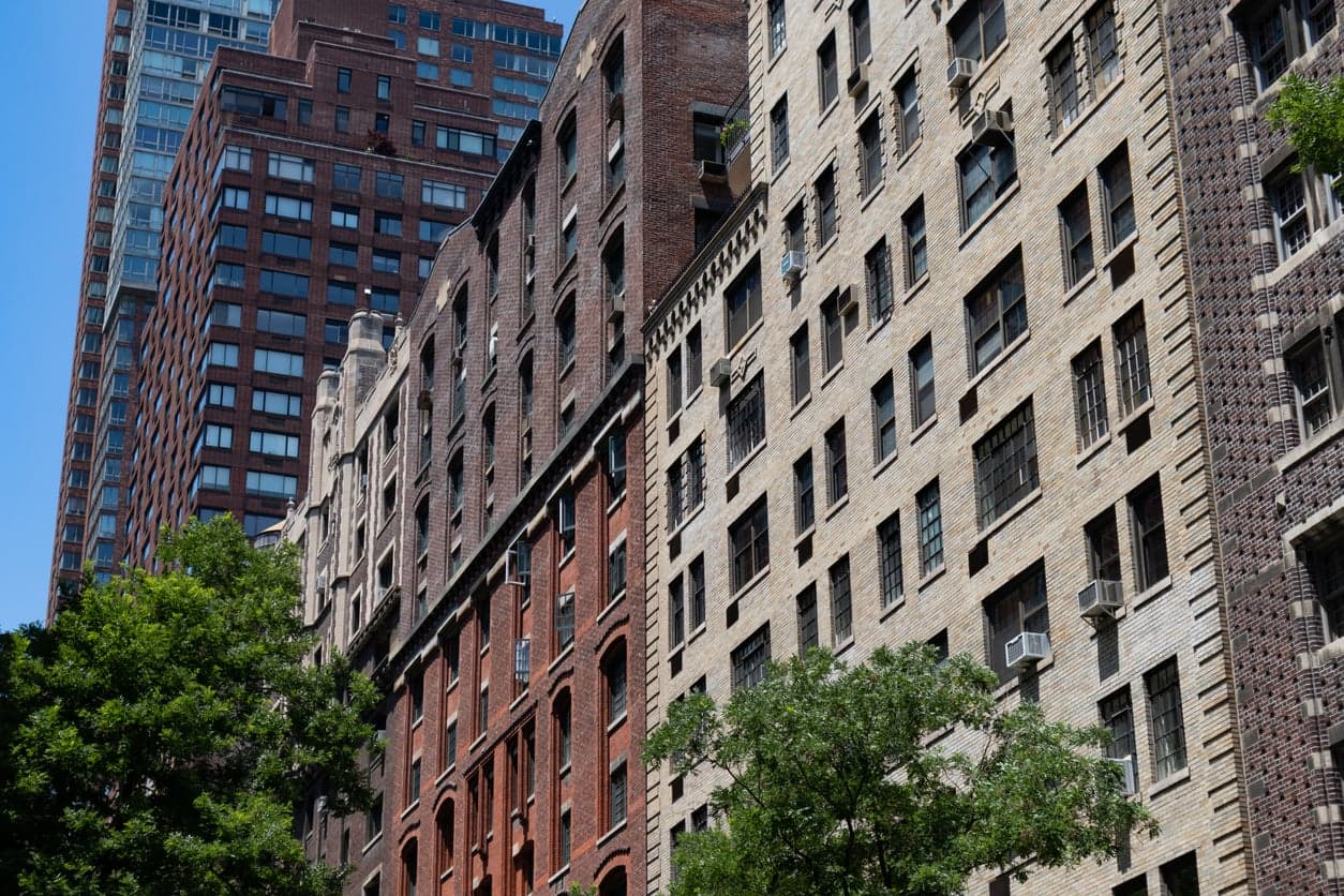 What do NYC landlords look for in a credit check?