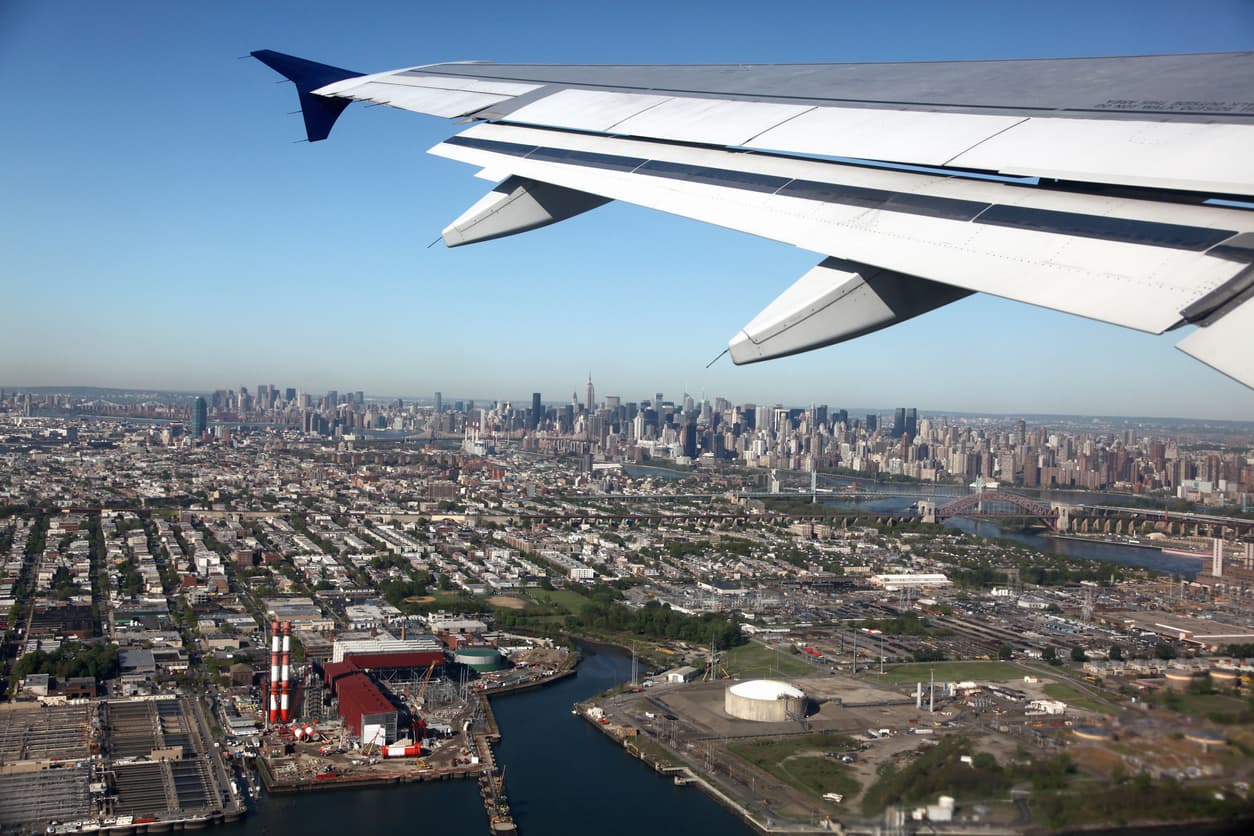 Apartment hunting in Queens, home to two major airports? Here's how to know if you'll be living under a flight path