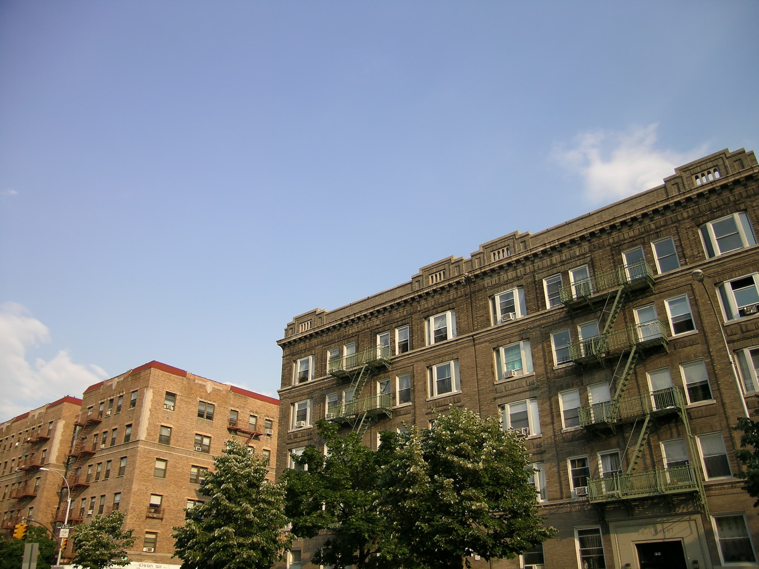 I’m breaking my lease, selling my furniture, and moving to Florida because of coronavirus