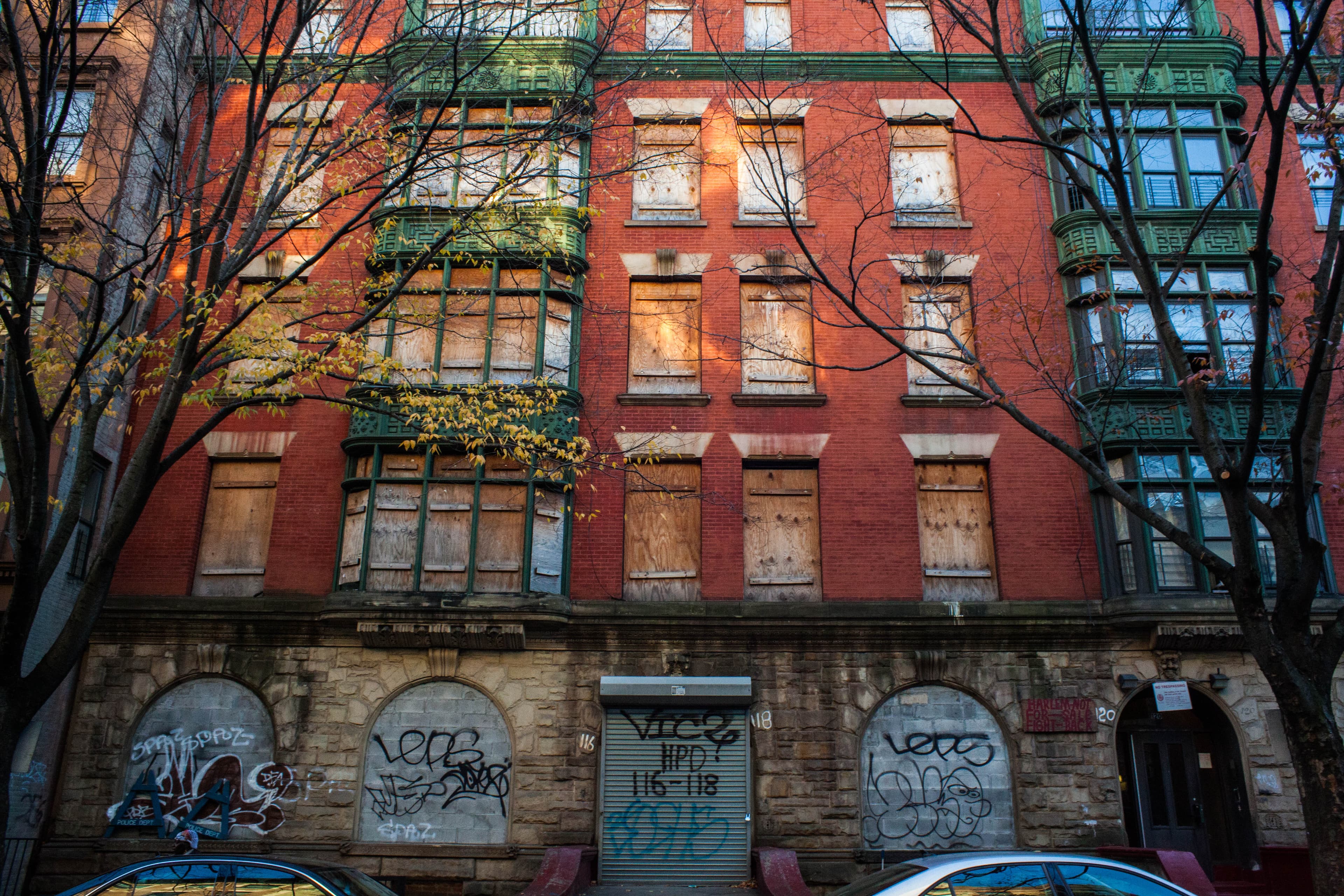 Report: Foreclosure activity rises in Manhattan and Staten Island