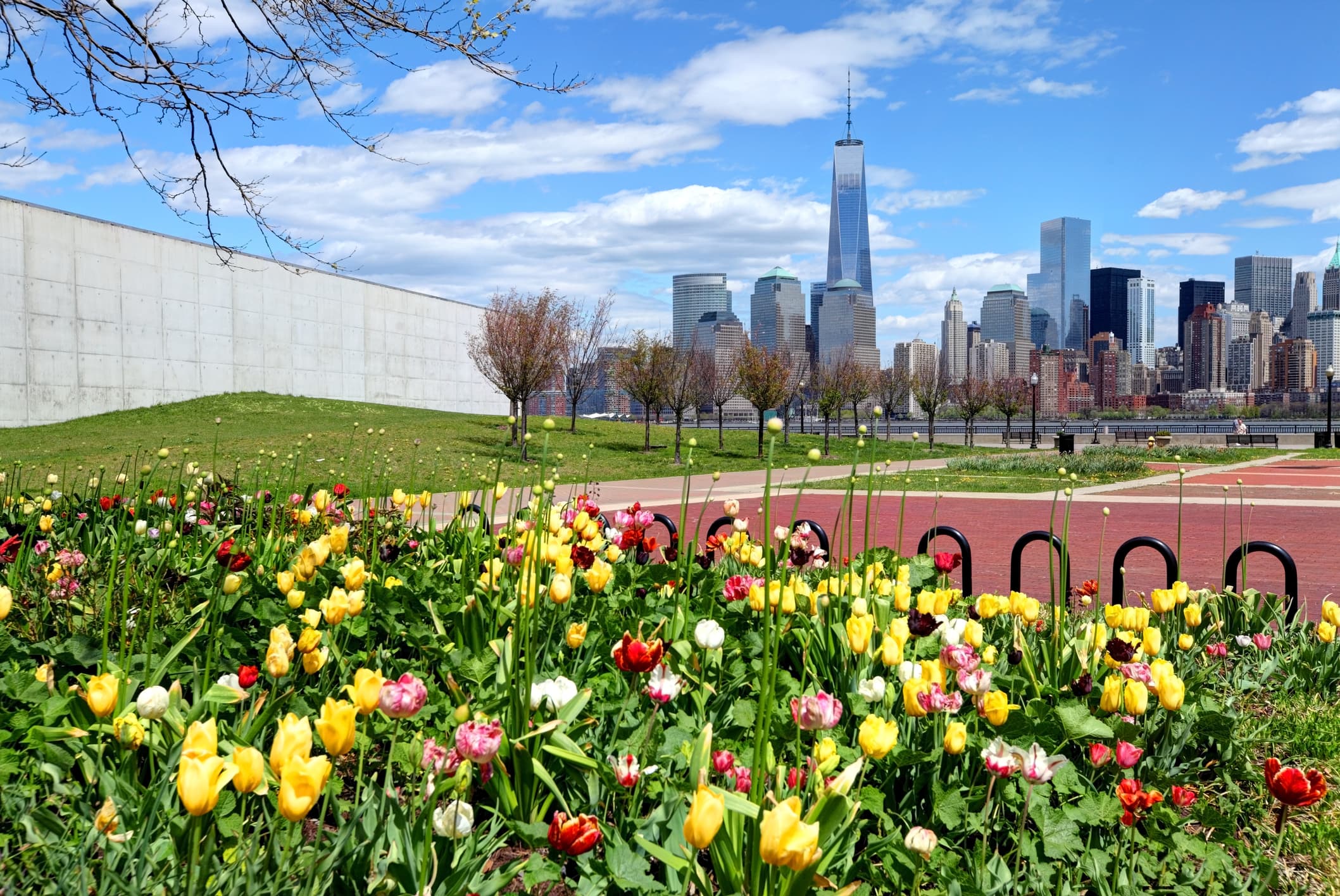 Why landlords leave apartments empty, what you can afford to rent on $200,000 a year, and more of the week's top stories