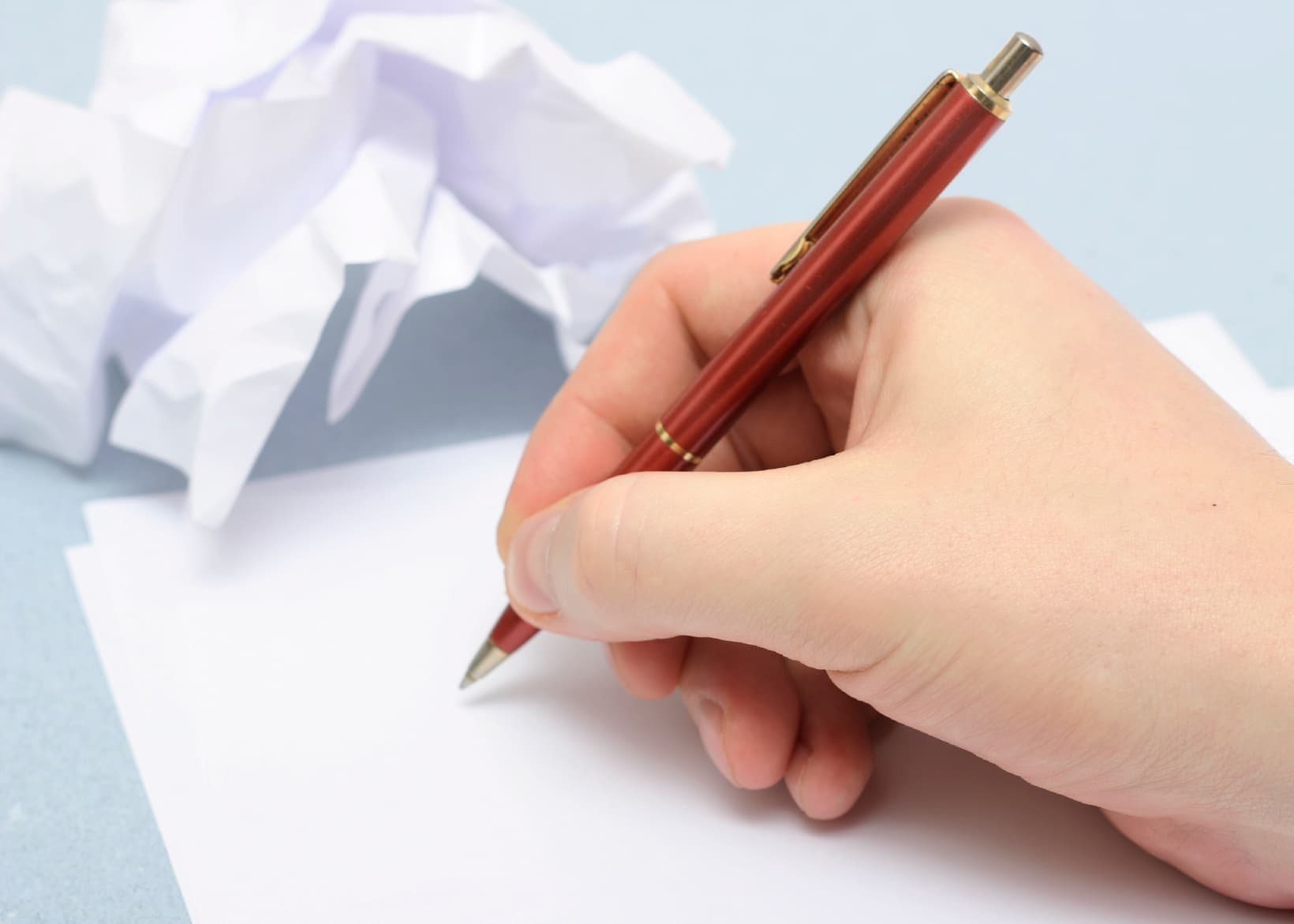 Wanna win a bidding war? Brush up on your letter writing 