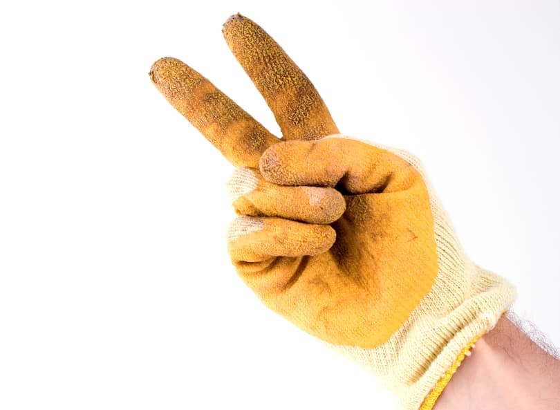 5 pro tips to keep the peace with your contractor