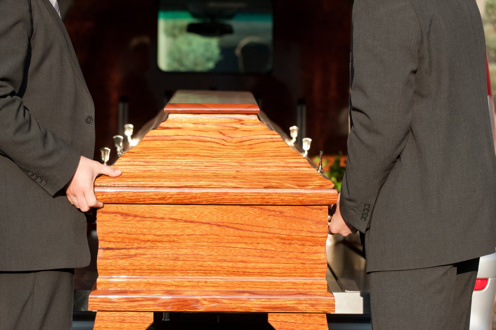 In honor of Halloween, here's what it's like to have a funeral home as your neighbor