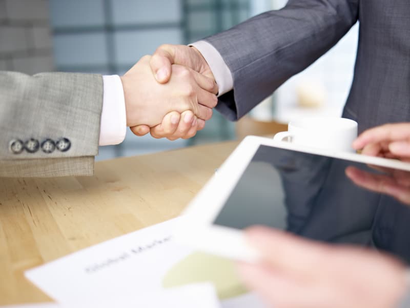 Brokers, they're just like us: how the pros handle being a seller