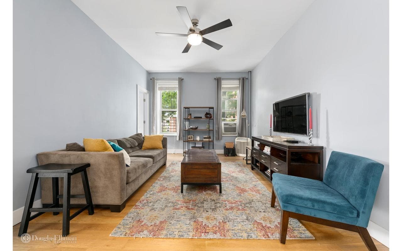 A Sunset Park three bedroom comes with furniture, if you want