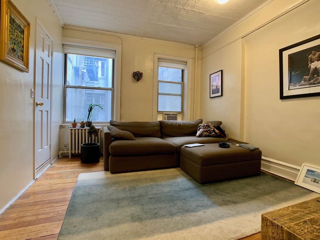 Would you rent this one bedroom in Little Italy where you have to cook on a hot plate?