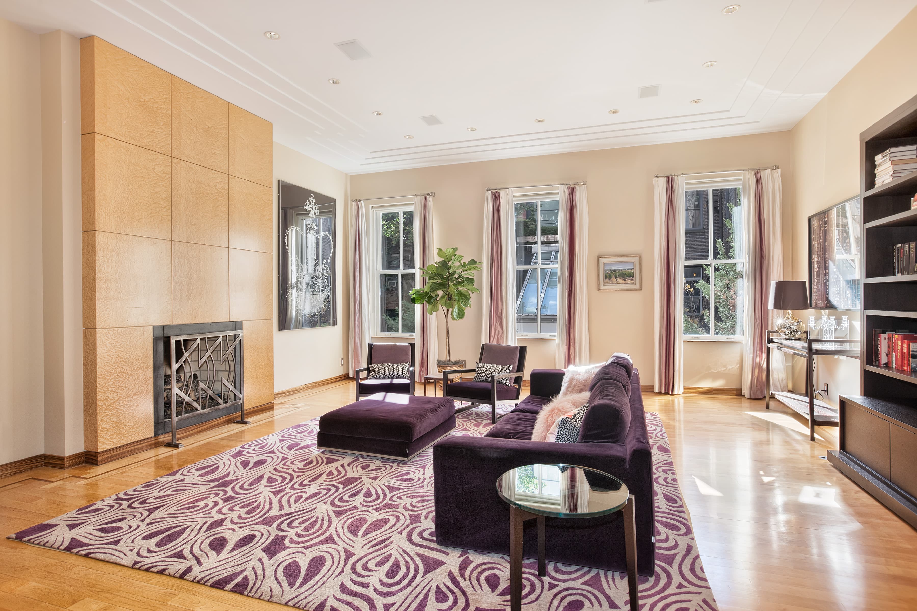 Does this Gramercy Park townhouse hit all the marks for a neighborhood status purchase?