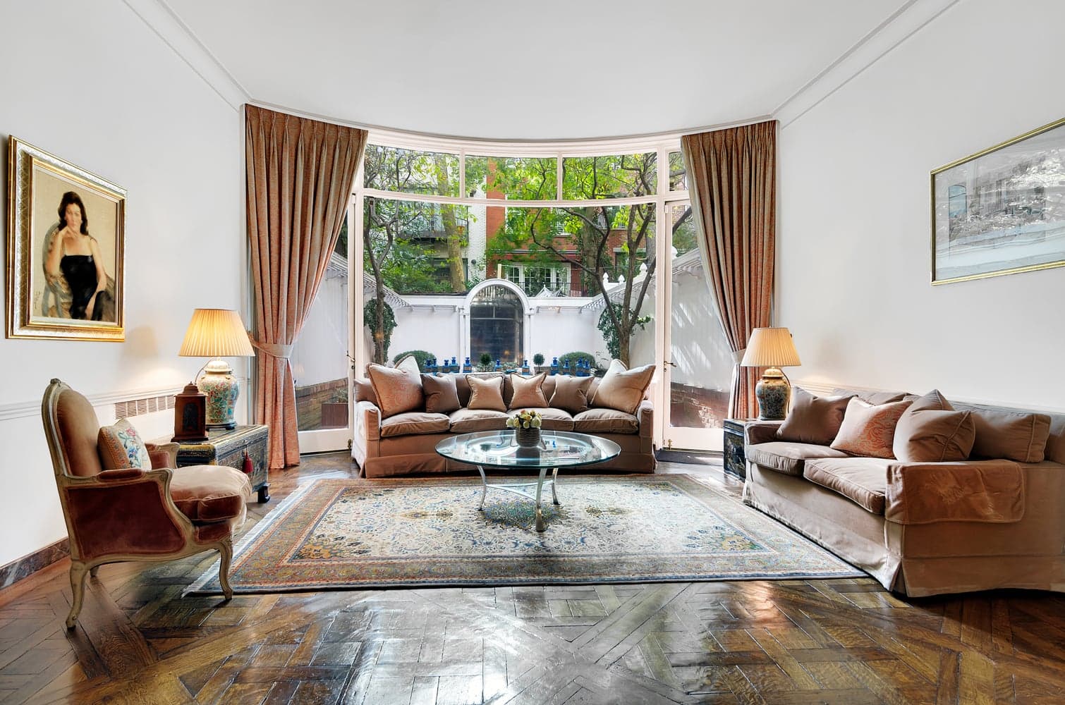 An Upper East Side townhouse for buyers who want to emulate an "old money" vibe