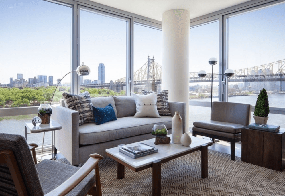 A corner one bedroom on Roosevelt Island with city views, for $3,590