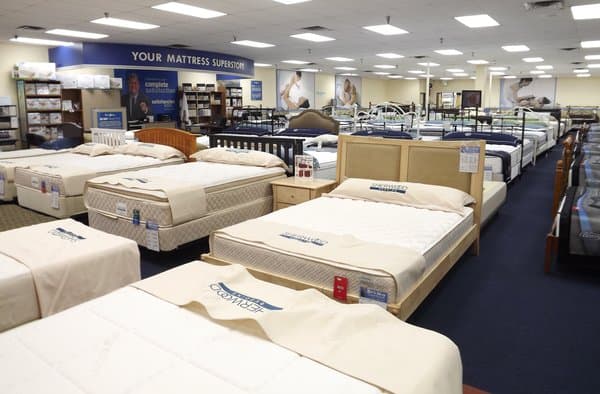 4 tips to keep you sane during the hunt for a new mattress