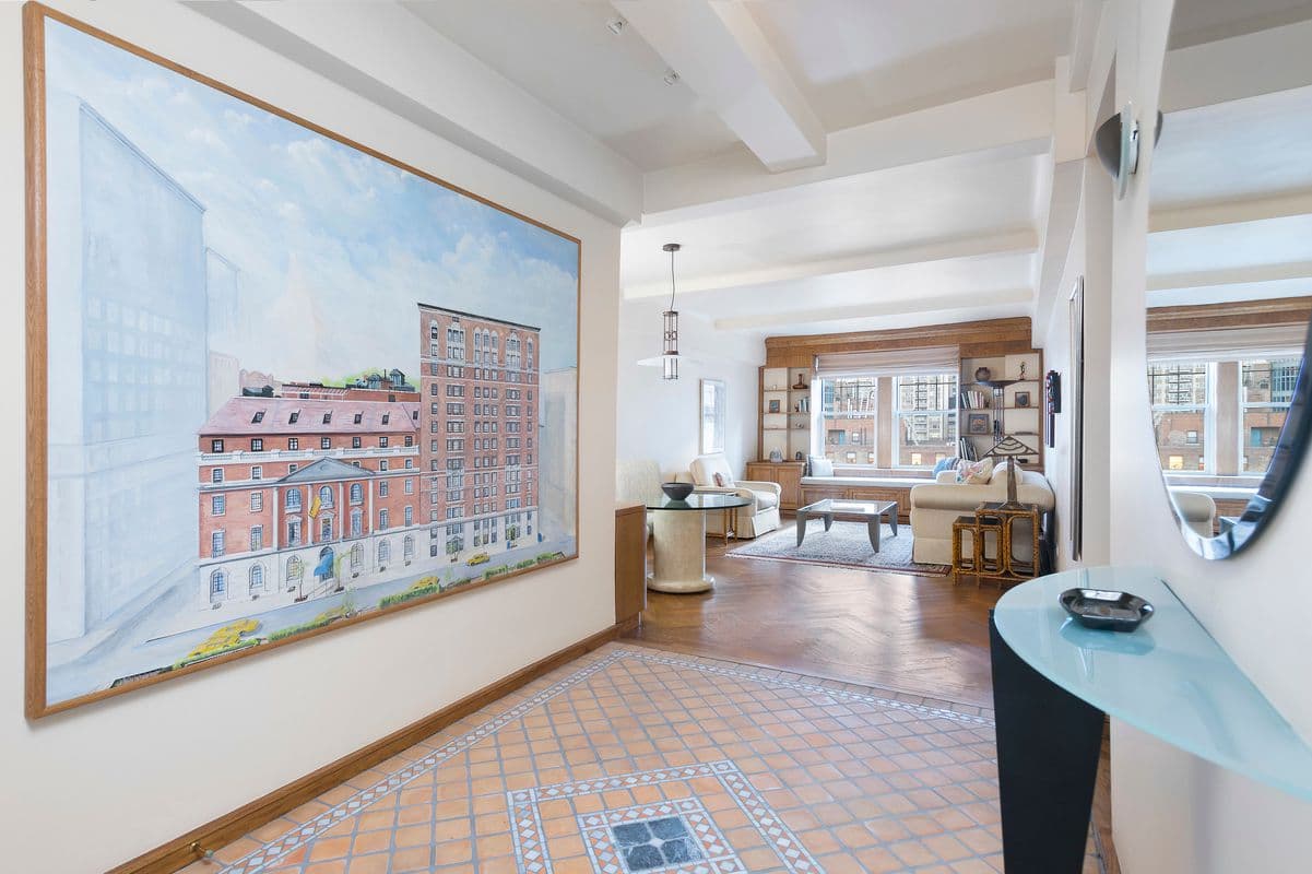A Park Avenue one bedroom for under $500,000, but there's a catch