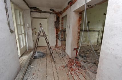 Moving right along when your contractor walks out