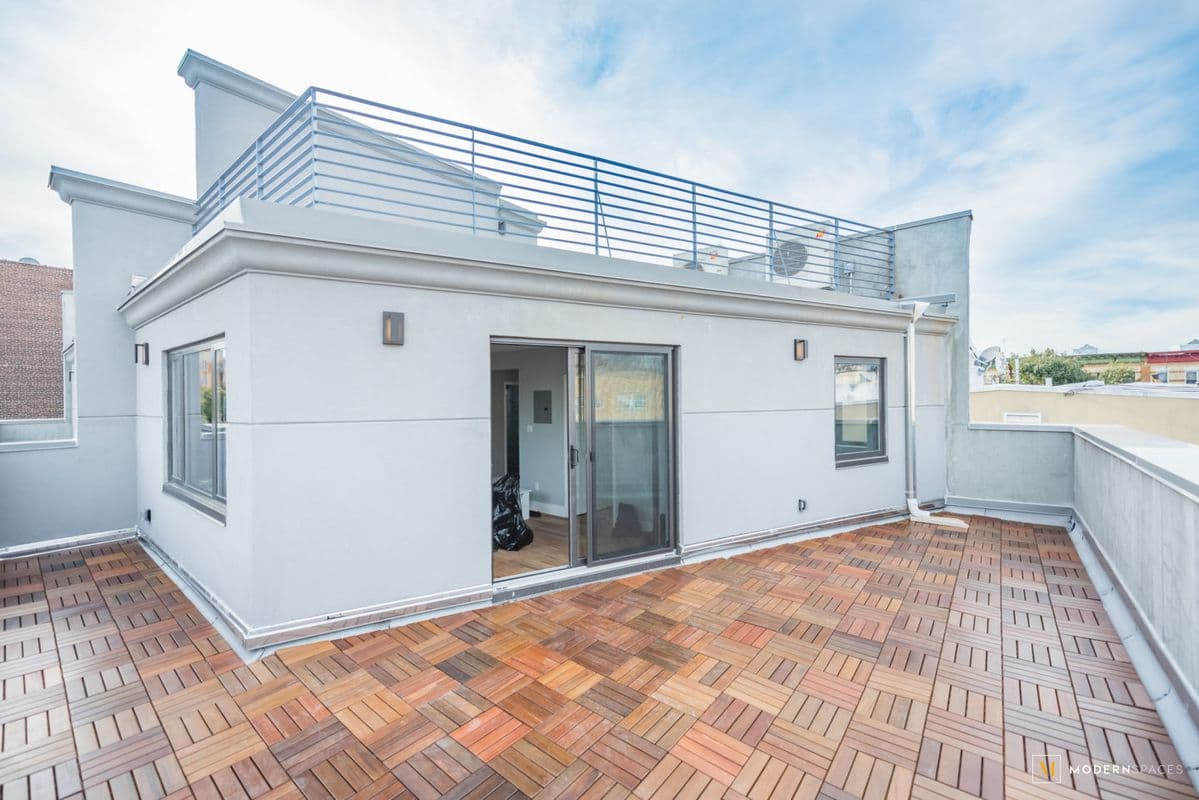 Would you rent this one bedroom in Astoria, with a big private terrace, for $2,500?