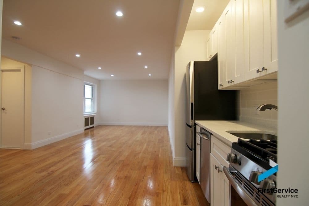 A compact studio in Cobble Hill for $499,995, no board approval required