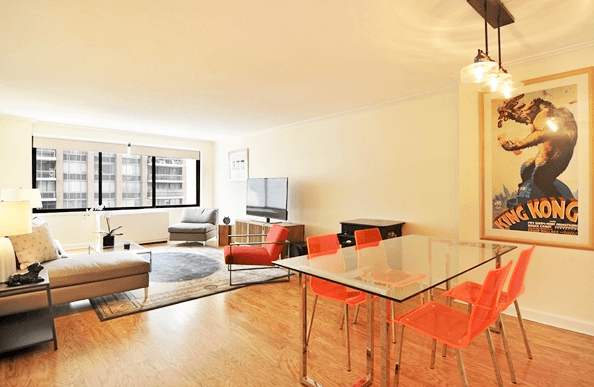 How much extra will it cost to live in an elevator building?