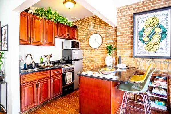 5 NYC one bedrooms with landlords that accept guarantors