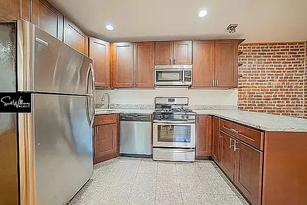 5 NYC renovated one-bedroom rentals for less than $3,000 a month