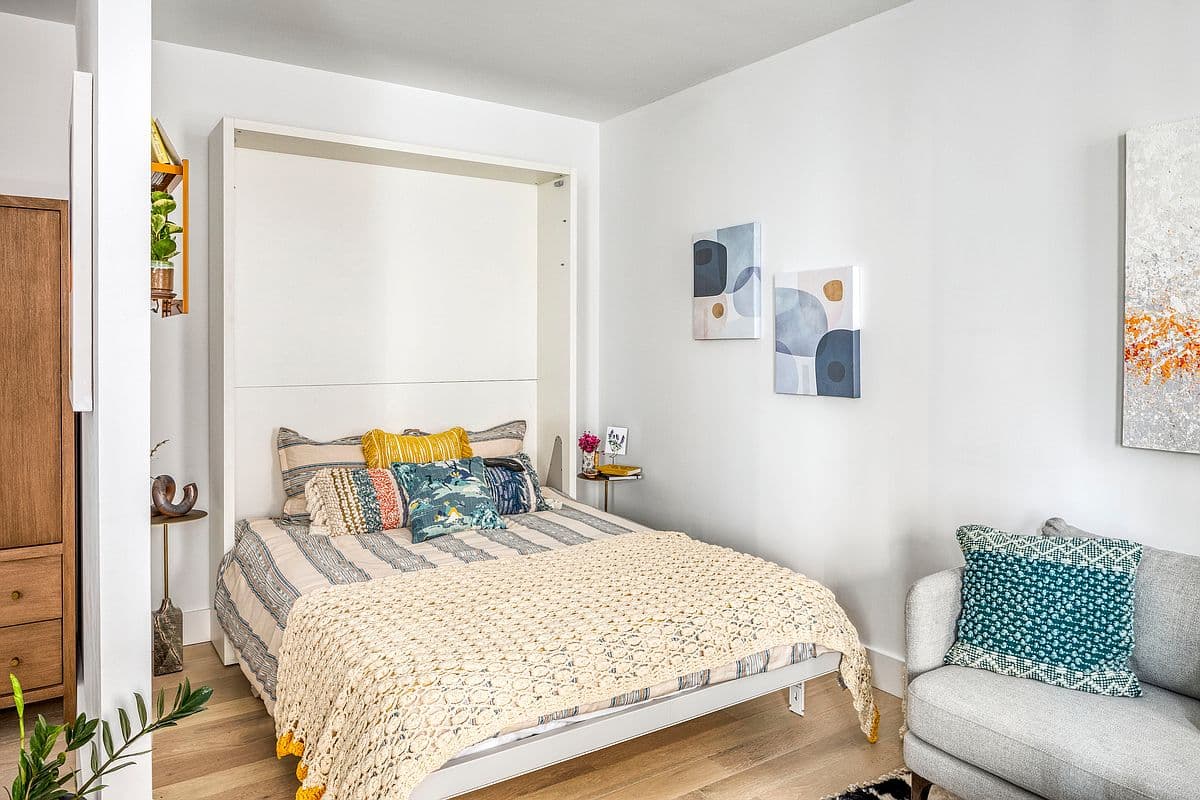 5 NYC studios for sale with sleeping alcoves