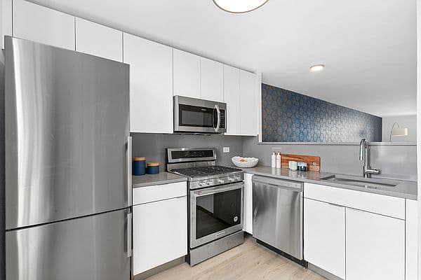 5 Manhattan one-bedroom rentals where you can still get a deal