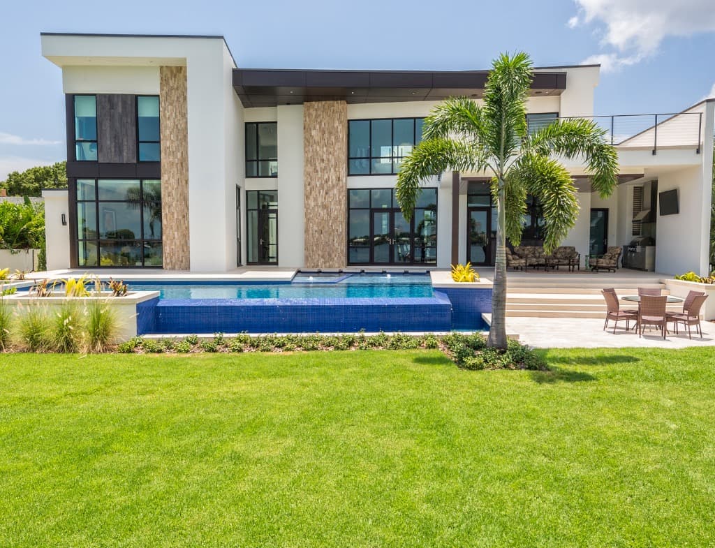 5 essential questions to ask before you buy a Florida vacation home