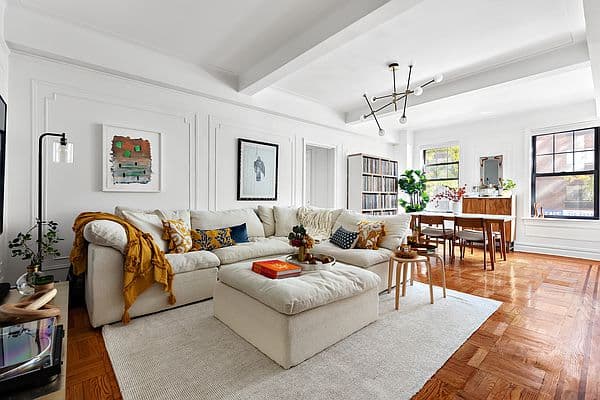 5 Manhattan one bedrooms for sale under $1,000,000 that can be used as a pied-à-terre