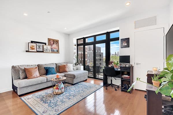 5 NYC condos for sale in buildings with a 421a tax abatement